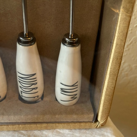 Rae Dunn: set of 6 rounded cheese holder & picks- wear on box - Picture 5 of 16